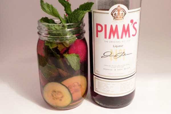 Pimms mason jar cocktail