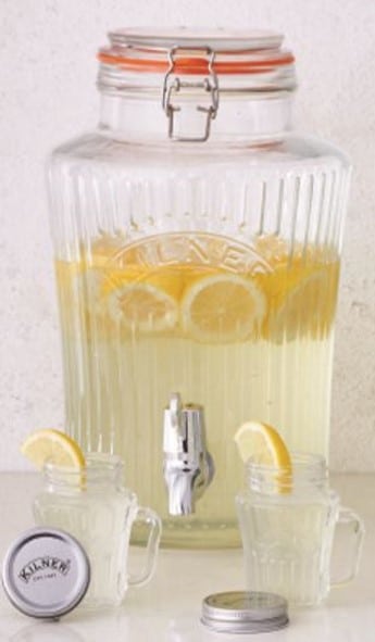 Vintage Getränkespender 5 Liter mit Zitronenwasser